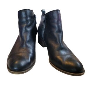 Lucky Brand Black Leather Double Zip Ankle Boots Booties  Size 8.5 Classic
